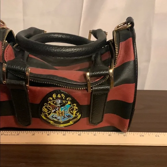 Warner Bros. Harry Potter Hogwarts Striped Mini Bag in Red and Black - Picture 10 of 13